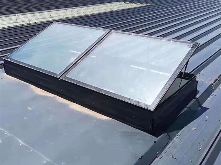 屋頂排煙天窗